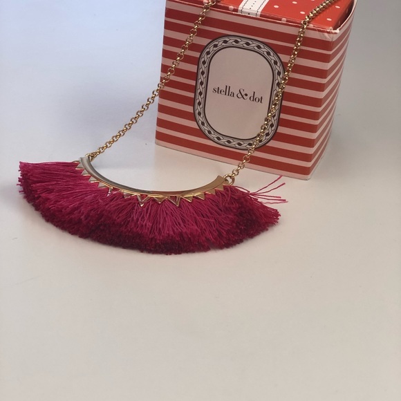 Stella & Dot Jewelry - Stella and Dot Fringe Necklace Stella & Dot Jewelry - Stella and Dot Fringe Necklace